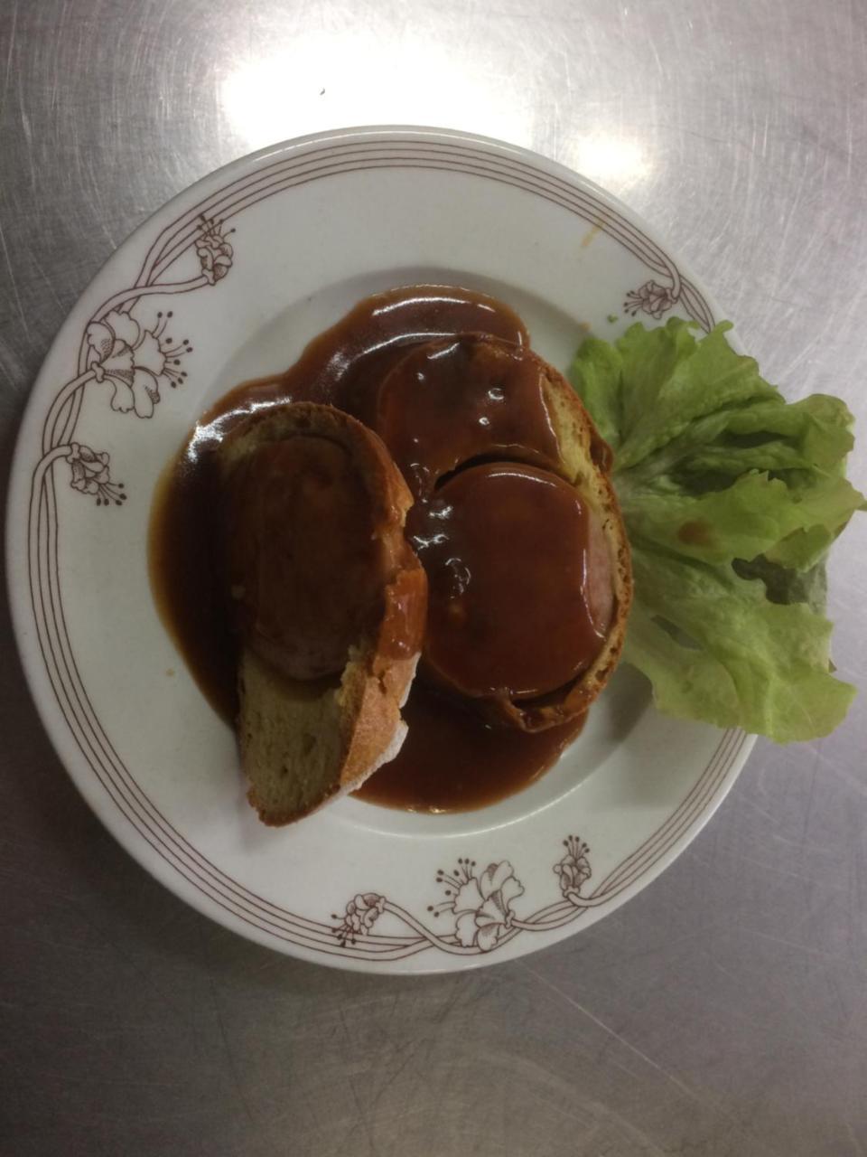 Hotel Restaurant L'Agapanthe Pont-de-Salars Екстер'єр фото